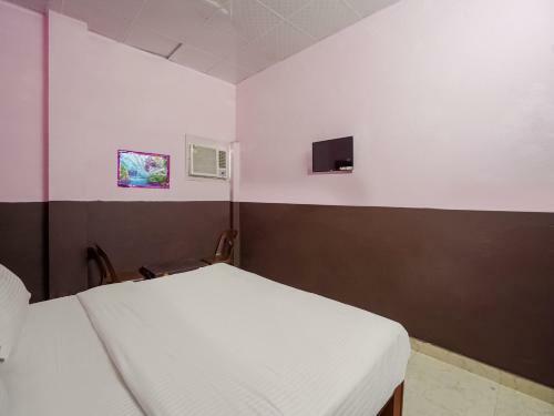 Hostal Oyo Home 78605 Hotel Hayatt Opposite Advance College