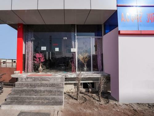 Hostal Oyo Home 78605 Hotel Hayatt Opposite Advance College