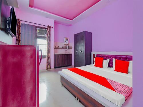Oyo 77497hotel White House