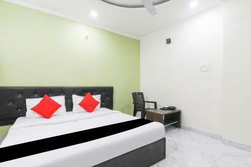 Capital O 78105 Hotel Figtree Premier