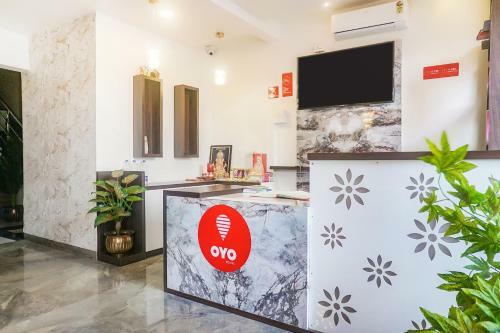 Hotel Oyo 15741 Z Inn