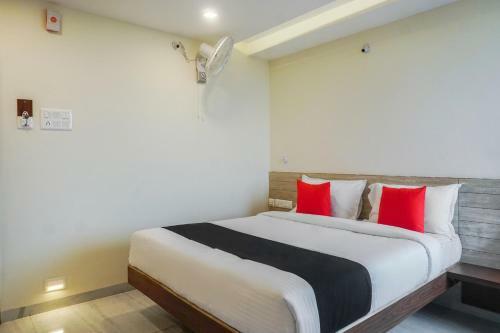 Capital O 64012 Hotel Satkar