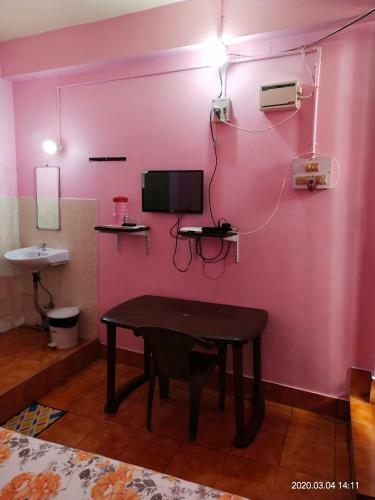 Hostal Amina Lodge