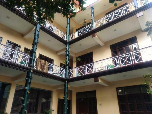 Hotel Gayatri Resorts