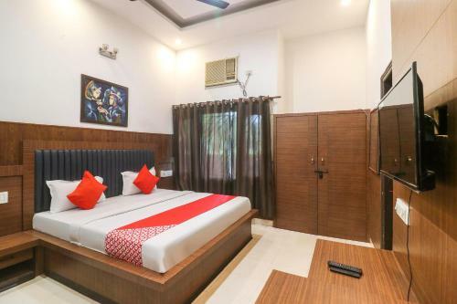 Oyo 49034 Hotel Grand Resort