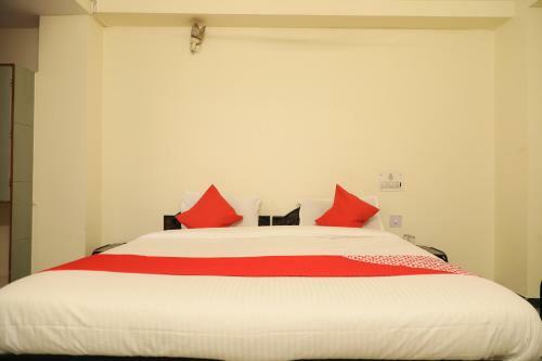 Oyo 24837 Hotel Payal