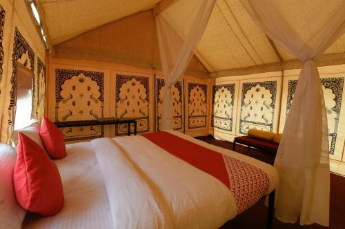 Hotel Oyo 24960 Amigo Camps