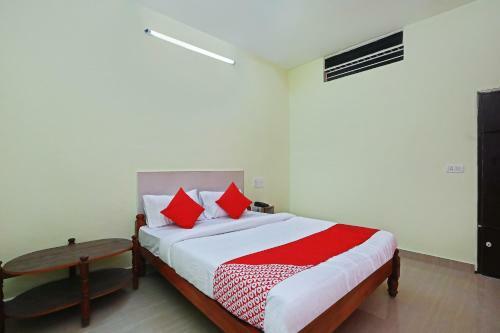 Hotel Oyo 24623 Chetana Residency