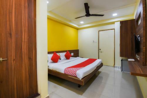 Oyo 45335 Hotel Ratan Deluxe