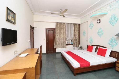 Oyo 8623 Hotel Destination
