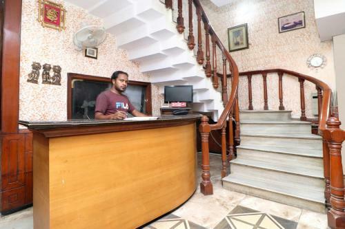Oyo 8623 Hotel Destination