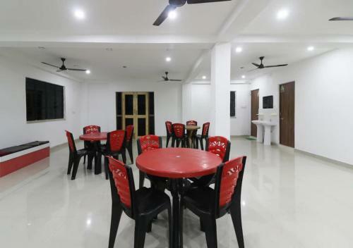 Gharana Hotel And Resort