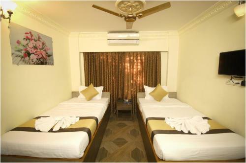 Hotel Apples Balaji Inn