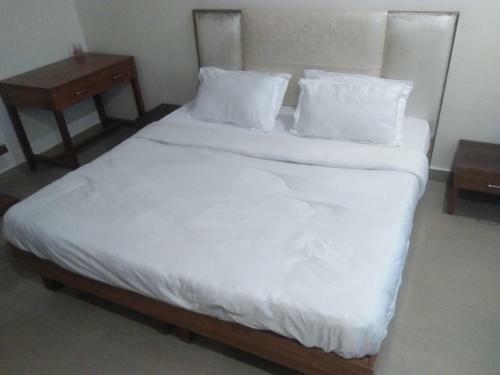 Hotel Mid Town,shimla