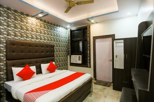 Hotel Collection O 64556 Nimisha Jail Rd