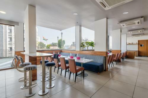 Hotel Ginger Surat City Centre