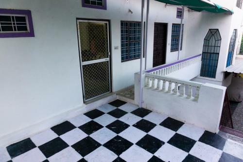 Hostal S N Villa