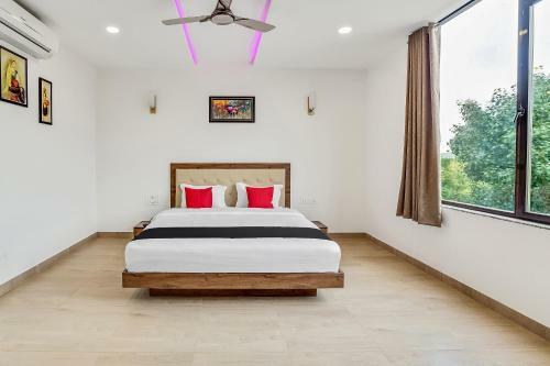 Hotel Capital O 47793 Golf View Retreat