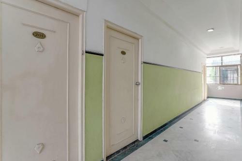 Oyo 79318 Hotel Bansal