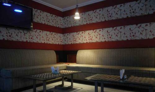 Adb Rooms Hotel Surabhi International,varanasi