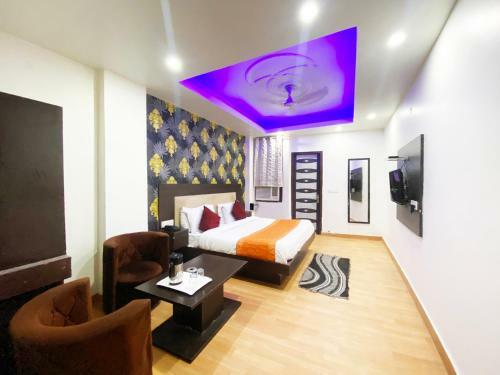 Hotel Noida Saffron