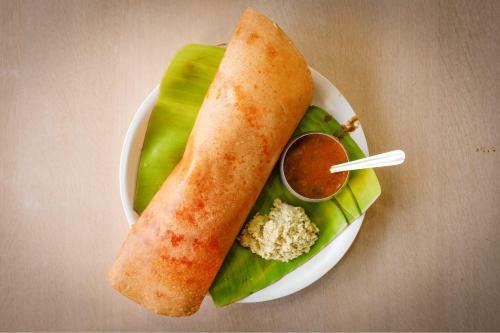Hotel Oyo 67601 Srinivasa Residency