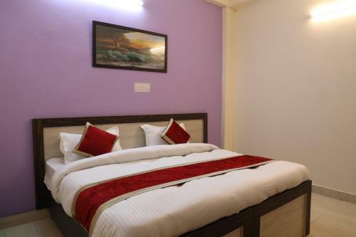 Hotel Oyo 22745 The Elite Venue
