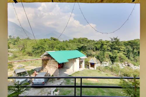 Hostal Oyo 78533 Sun Shine Homestay - 2