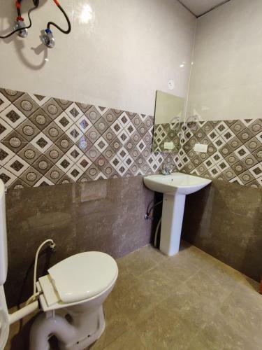 Albergue Hipostel Naddi (Mcleodganj)