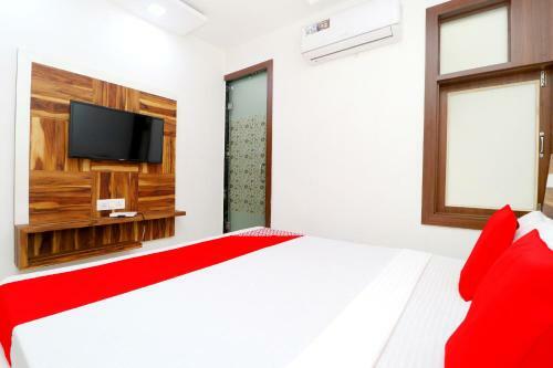 Oyo 40722 Hotel Galaxy