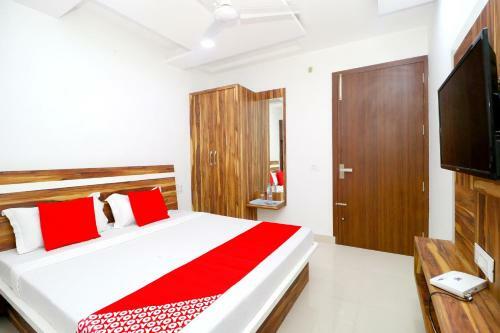 Oyo 40722 Hotel Galaxy