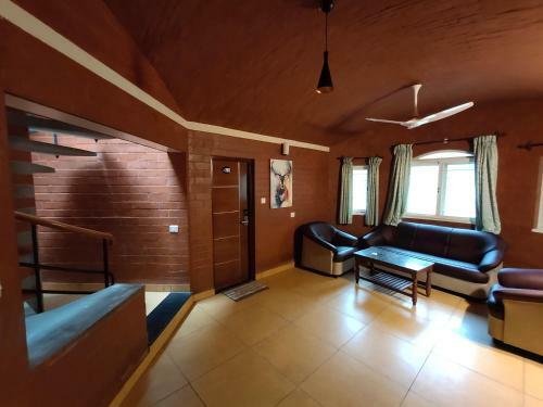 Hotel G G Resorts