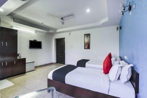 Capital O 38083 Vyas Hotel Grand Metro
