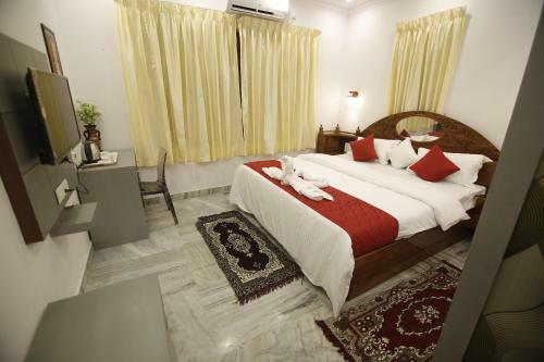 Hotel Spice Mount Heritage Resort