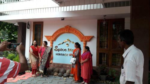 Hotel Spice Mount Heritage Resort