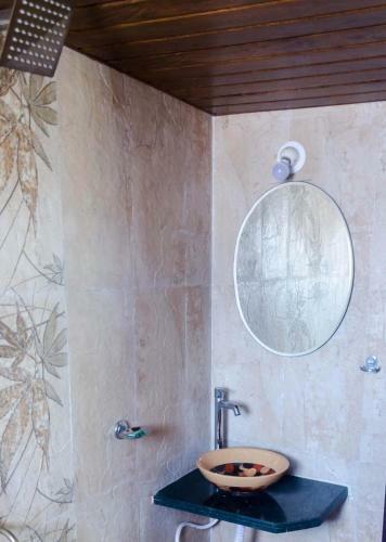 Bed & Breakfast Bigfoot Stay - Malhar Villa