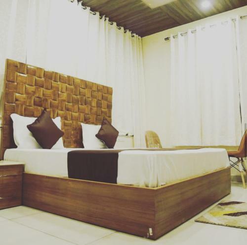 Hotel Sharrytel