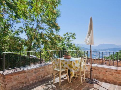 Lovely Holday Home In Acqualagna With Garden