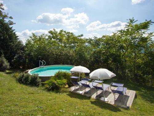 Graceful Holiday Home In Acqualagna With Swimming Pool