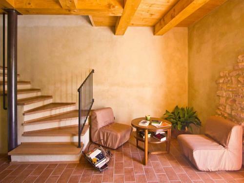 Graceful Holiday Home In Acqualagna With Swimming Pool