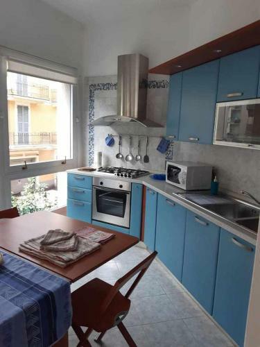 Apartamento Elegante Bilocale Vicino Alla Spiaggia