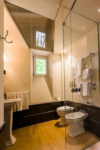 Annone Di Brianza Villa Sleeps 21 With Pool And Air Con