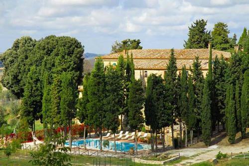 San Gimignanello Villa Sleeps 35 With Pool And Wifi