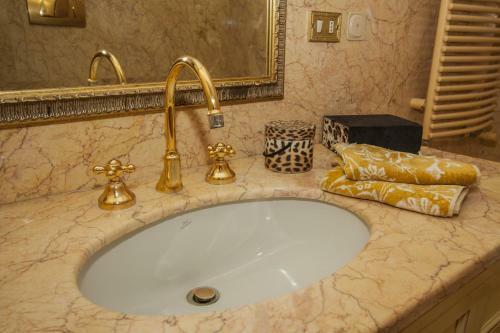 B&B Le Suites Di Jo - Central Station