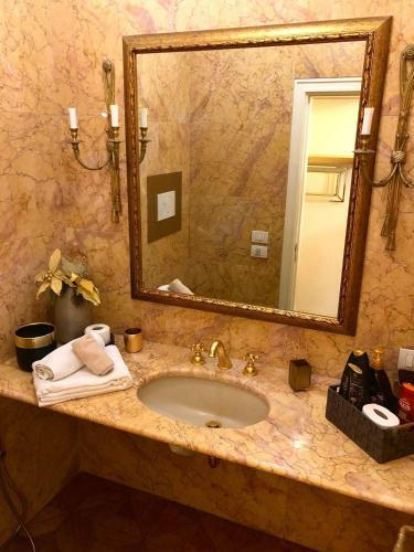 B&B Le Suites Di Jo - Central Station