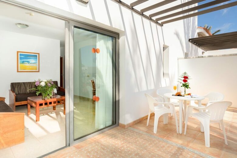 Hotel Broncemar Beach Suites