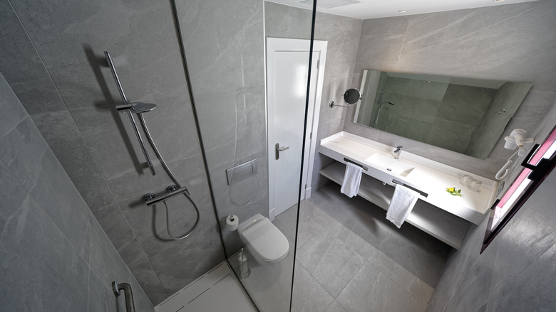 Hotel Broncemar Beach Suites