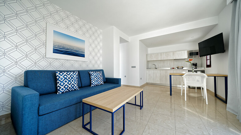 Hotel Broncemar Beach Suites