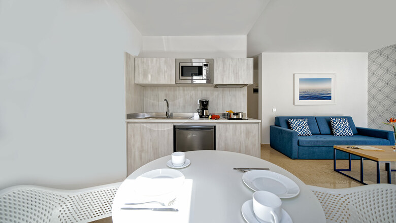 Hotel Broncemar Beach Suites