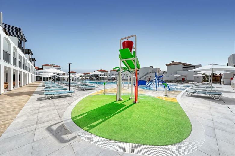Hotel Broncemar Beach Suites